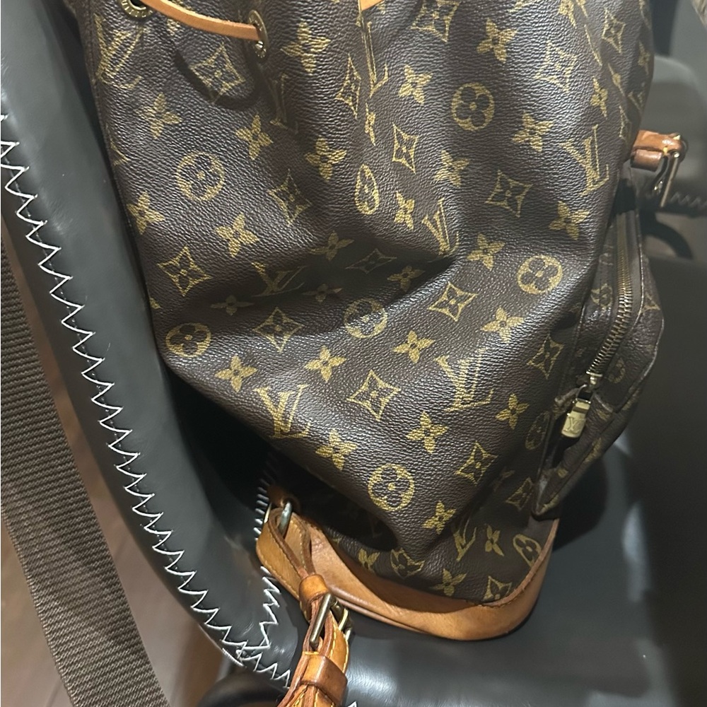 Louis Vuitton Classic Monogram Brown Backpack - Picture 12 of 16